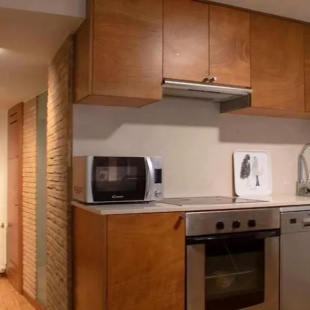 Estudio En Lepanto Apartment